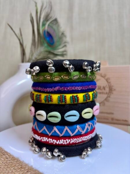 Handmade Multicolor Boho Bangle Set for Women – Cowrie Shell Ghungroo Festive Kada Stack India